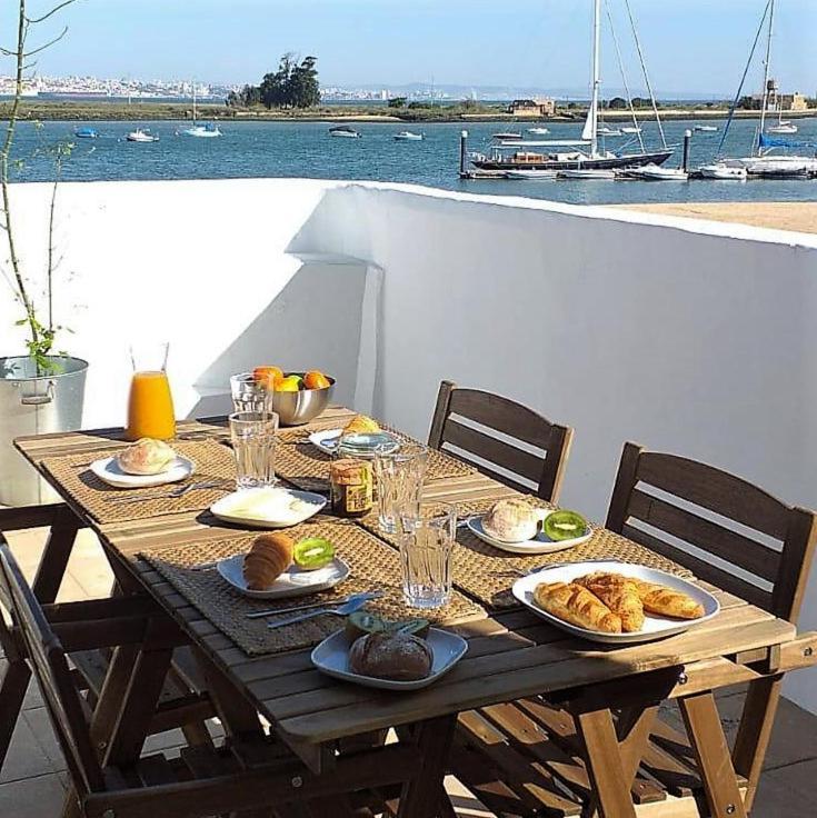 Casa Do Rio - Riverside House Seixal  Extérieur photo